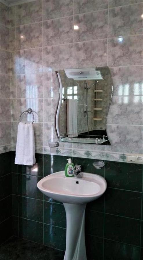 Guesthouse Fatima Sighnaghi Extérieur photo